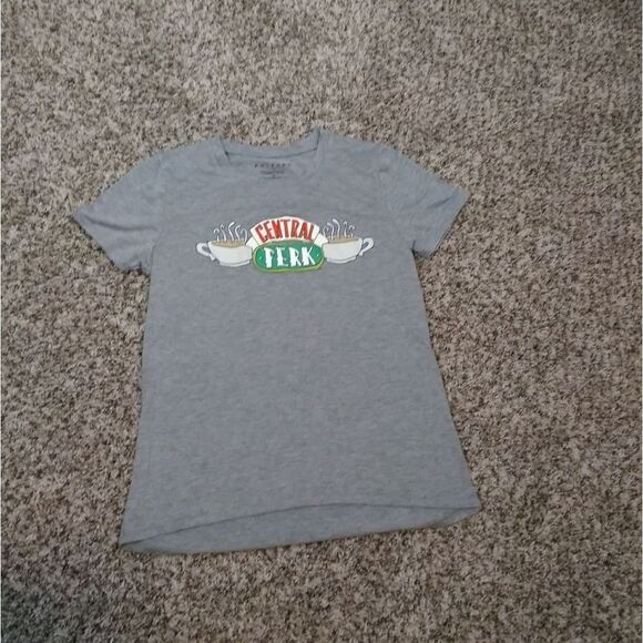 The Central Perk t-shirt Sz M - Picture 2 of 5